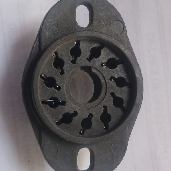 OEN RELAY 1R/2R ROUND TYPE RELAY SOCKET